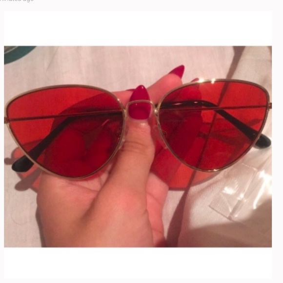 Red Oval Frames - Picture 8 of 8